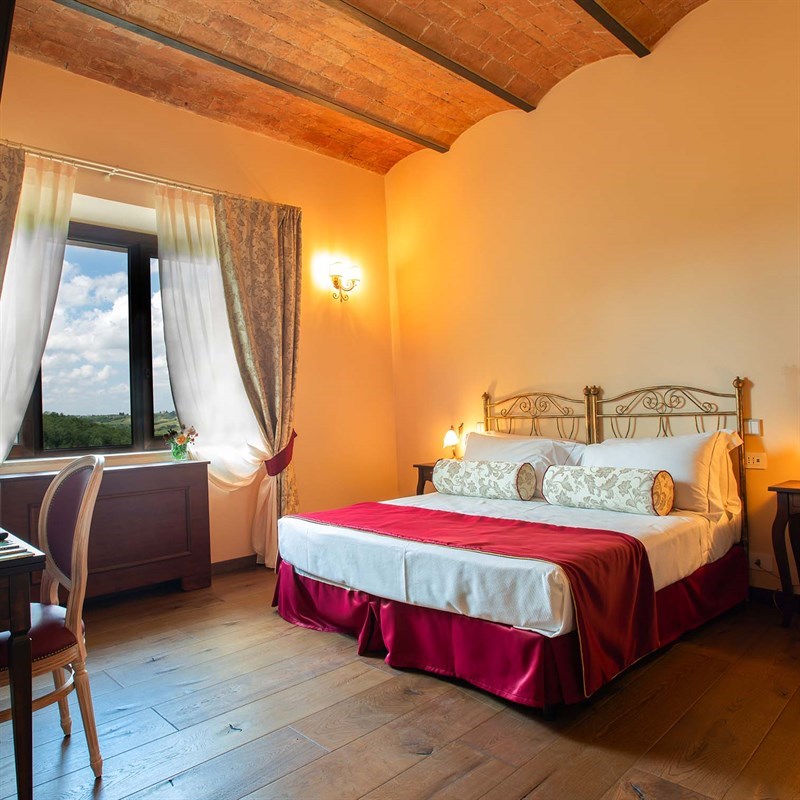 Torciano Hotel & Winery - 5 Days: Discover truffle and wine in Tuscany - Gift Voucher